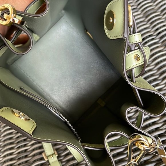 Michael Kors Emilia Small Bucket Bag Messenger Leather Light Sage - Picture 6 of 16